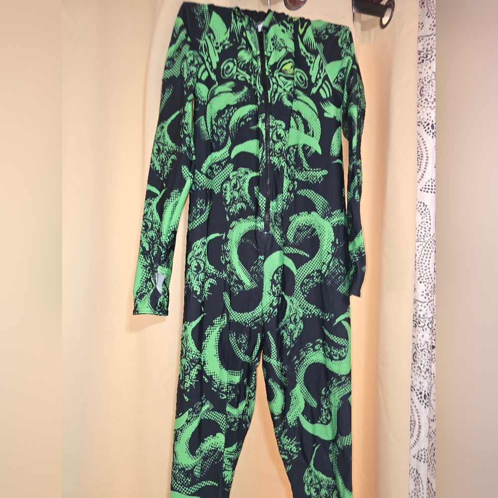 Blackmilk Cthulu Snugglesuit
